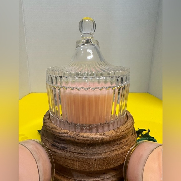 PEAR KNOCKOUT, FUZZY PATCHOULI, FRESH CLEAN COTTON, MAHOGANY COCONUT SHEA BUTTER - Picture 5 of 13